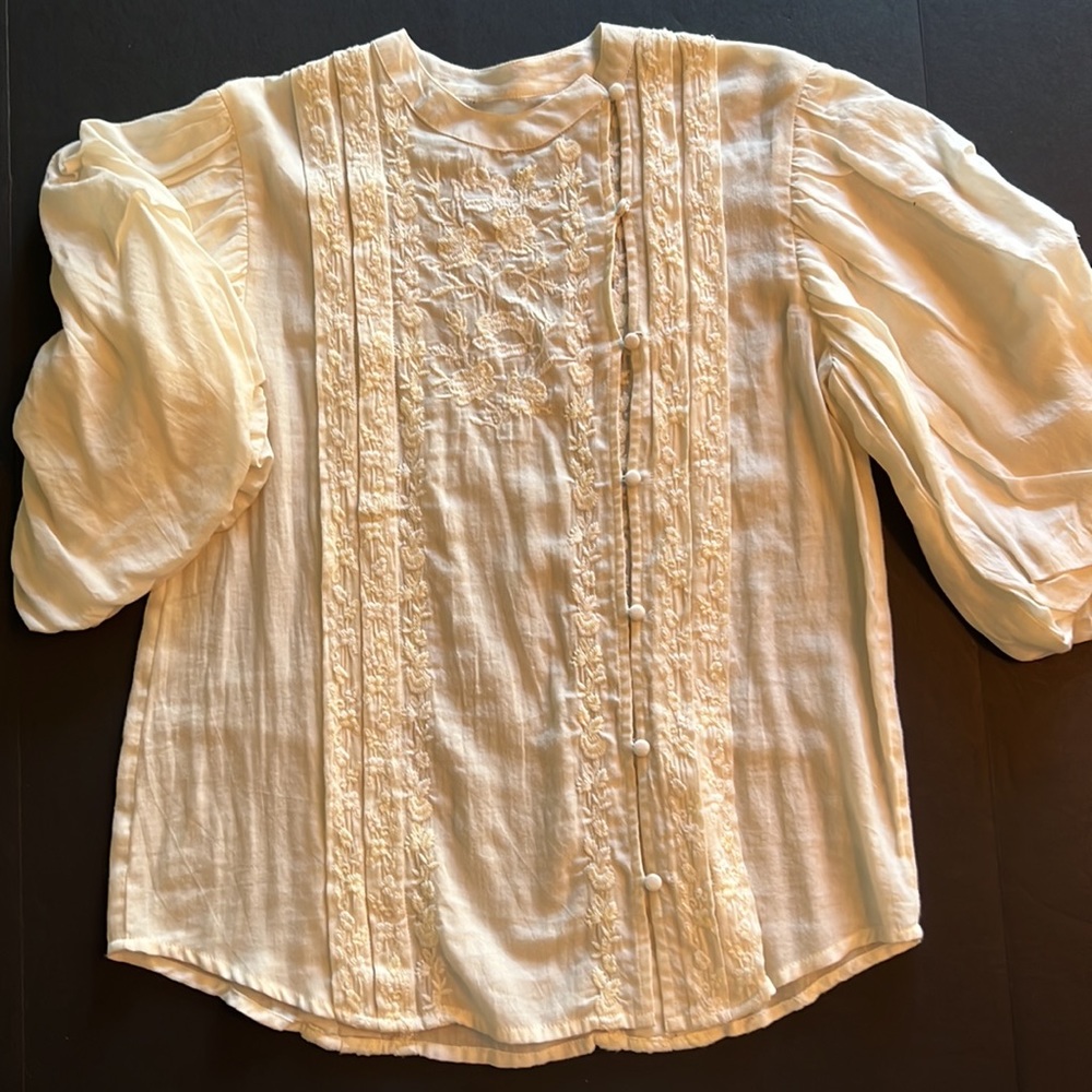 Free People embroidered peasant blouse-puff sleeves-NWOT - Picture 1 of 10